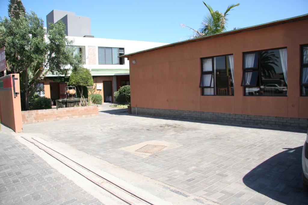Dunedin Star Guesthouse Swakopmund Ngoại thất bức ảnh