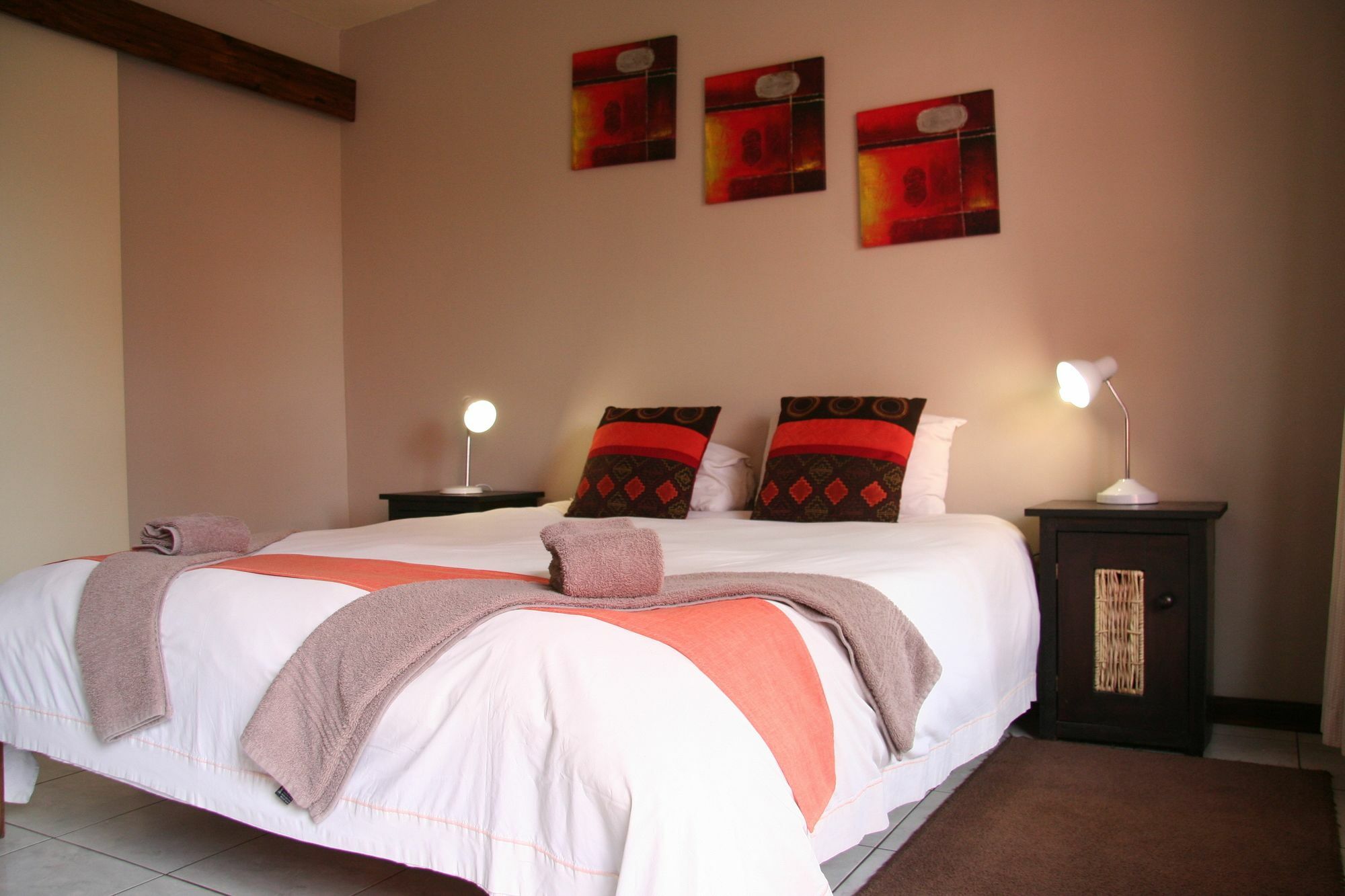 Dunedin Star Guesthouse Swakopmund Ngoại thất bức ảnh